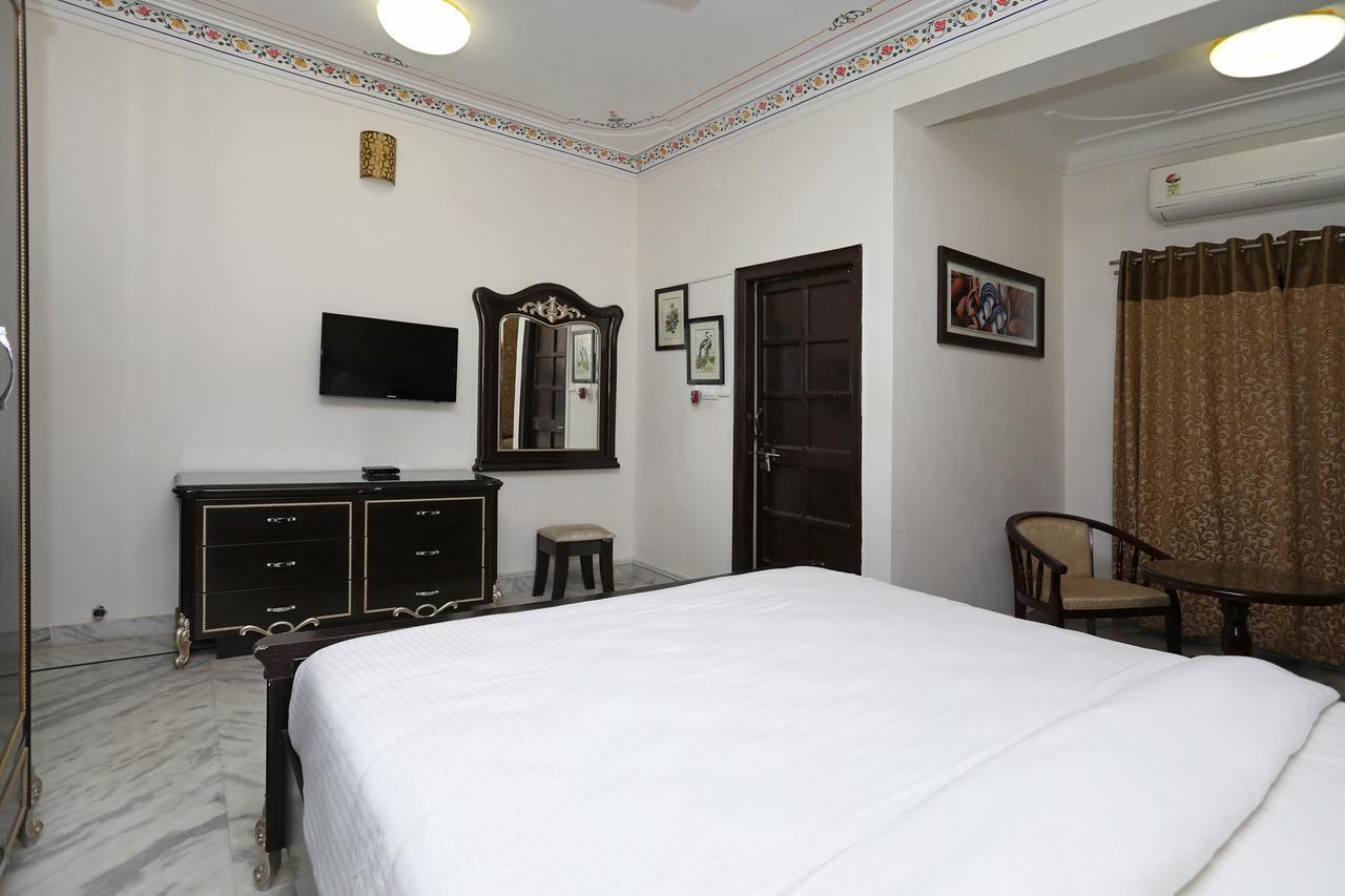 Oyo Home Heritage Near City Palace Udaipur Exterior photo