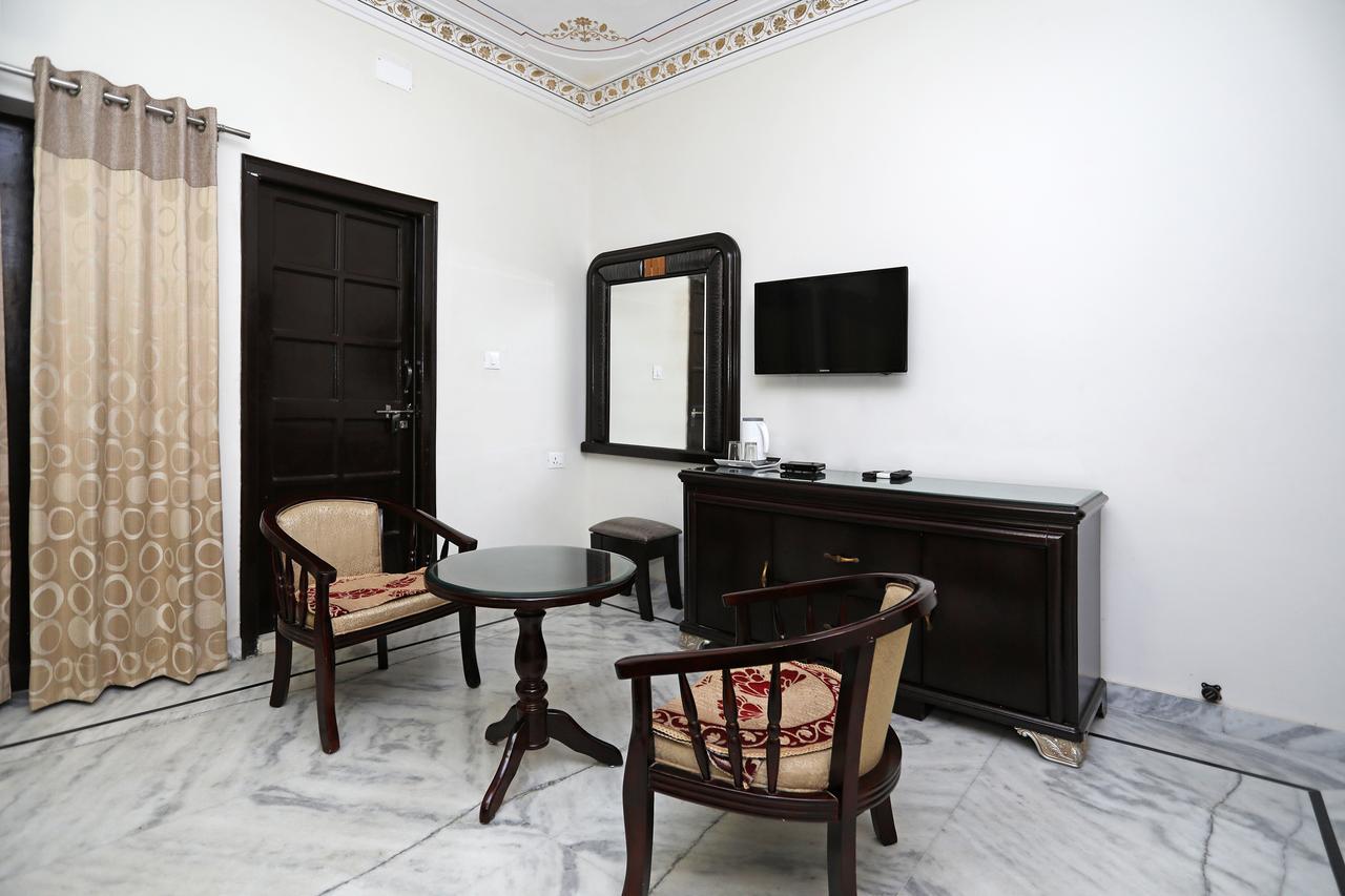Oyo Home Heritage Near City Palace Udaipur Exterior photo