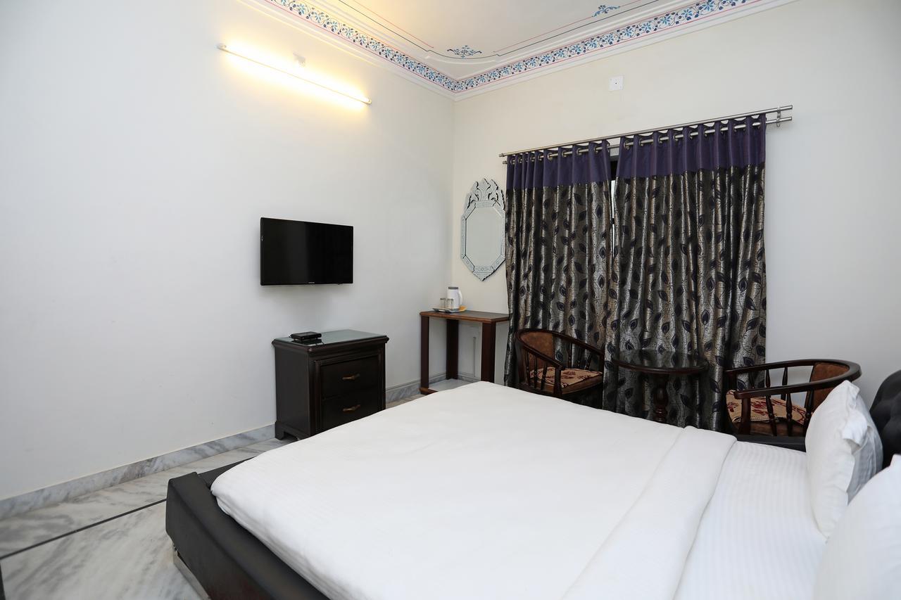 Oyo Home Heritage Near City Palace Udaipur Exterior photo